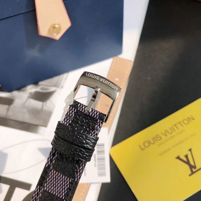 LOUIS VUITTON Watches